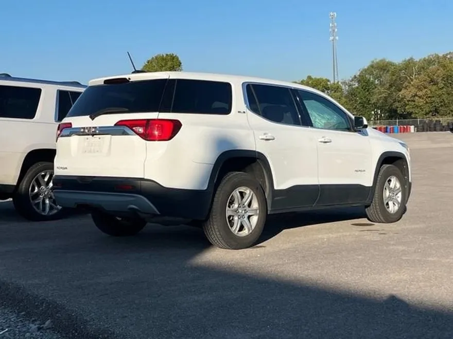 2019 Gmc Acadia SLE photo 1