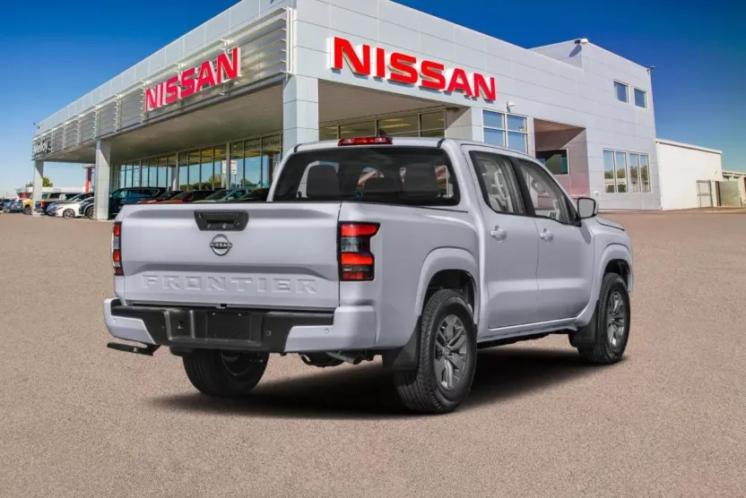2026 Nissan Frontier Crew Cab SV photo 1