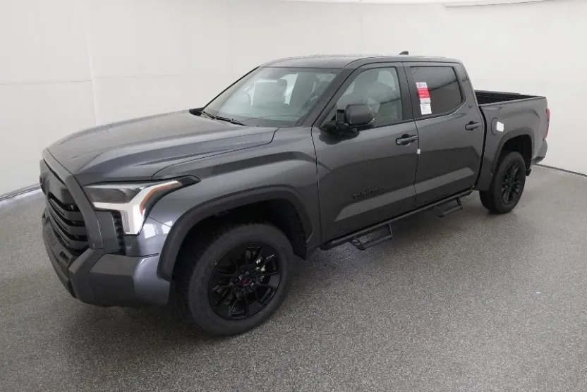 2026 Toyota Tundra SR5 photo 1