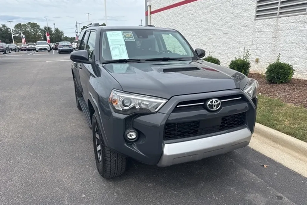 2024 Toyota 4Runner TRD Off-Road photo 1