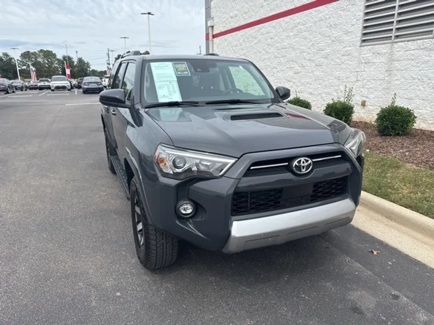 2024 Toyota 4Runner TRD Off-Road photo 1