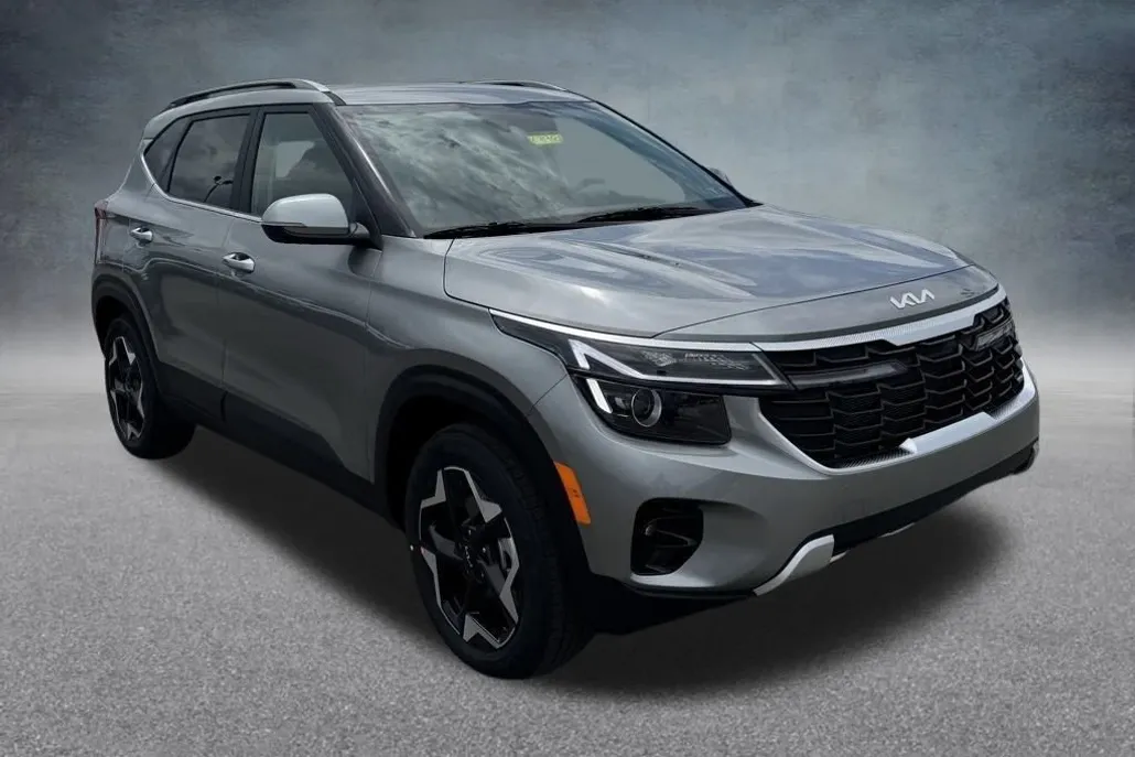 2026 Kia Seltos EX photo 1