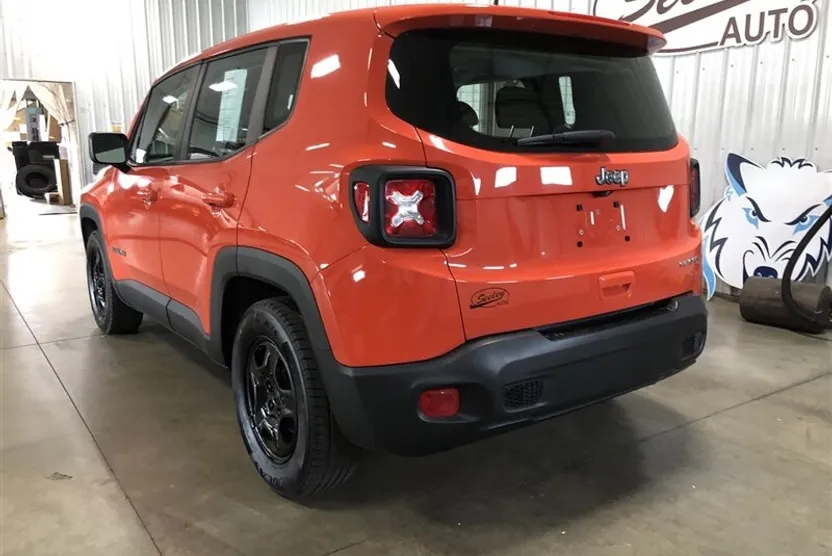 2019 Jeep Renegade Sport photo 1