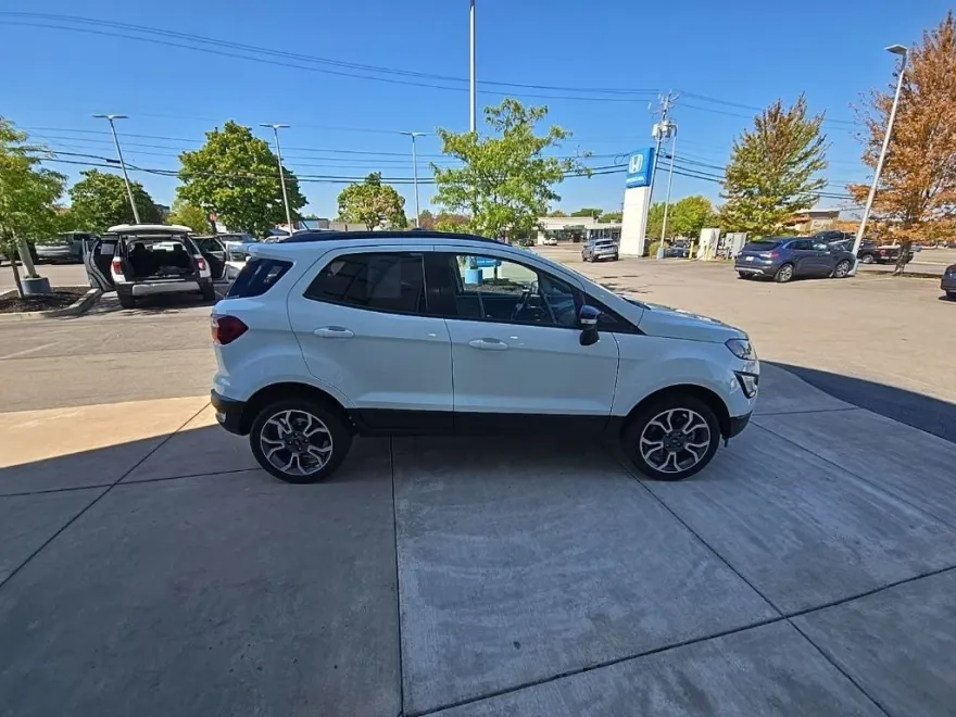 2019 Ford EcoSport SES photo 1