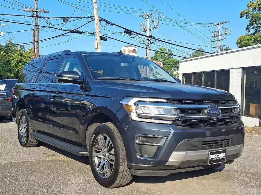 2024 Ford Expedition MAX Limited photo 1