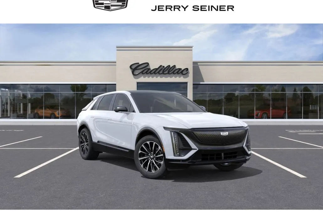 2026 Cadillac Lyriq Sport photo 1