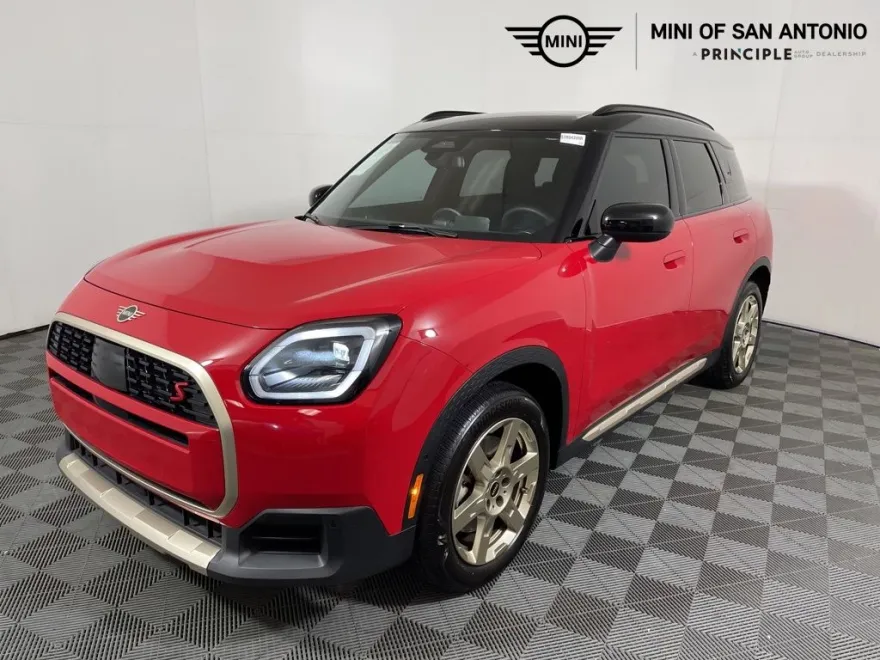 2025 Mini Cooper S ALL4 photo 1