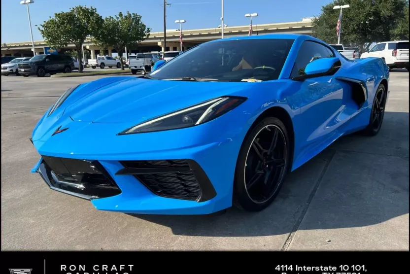 2021 Chevrolet Corvette Stingray 2LT photo 1