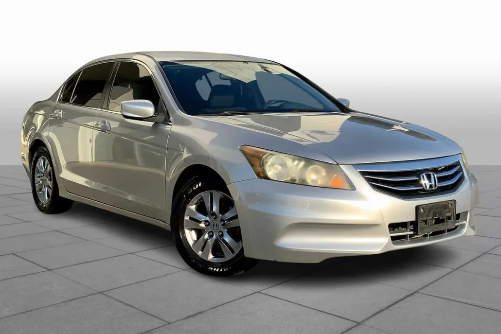 2011 Honda Accord LX-P photo 1
