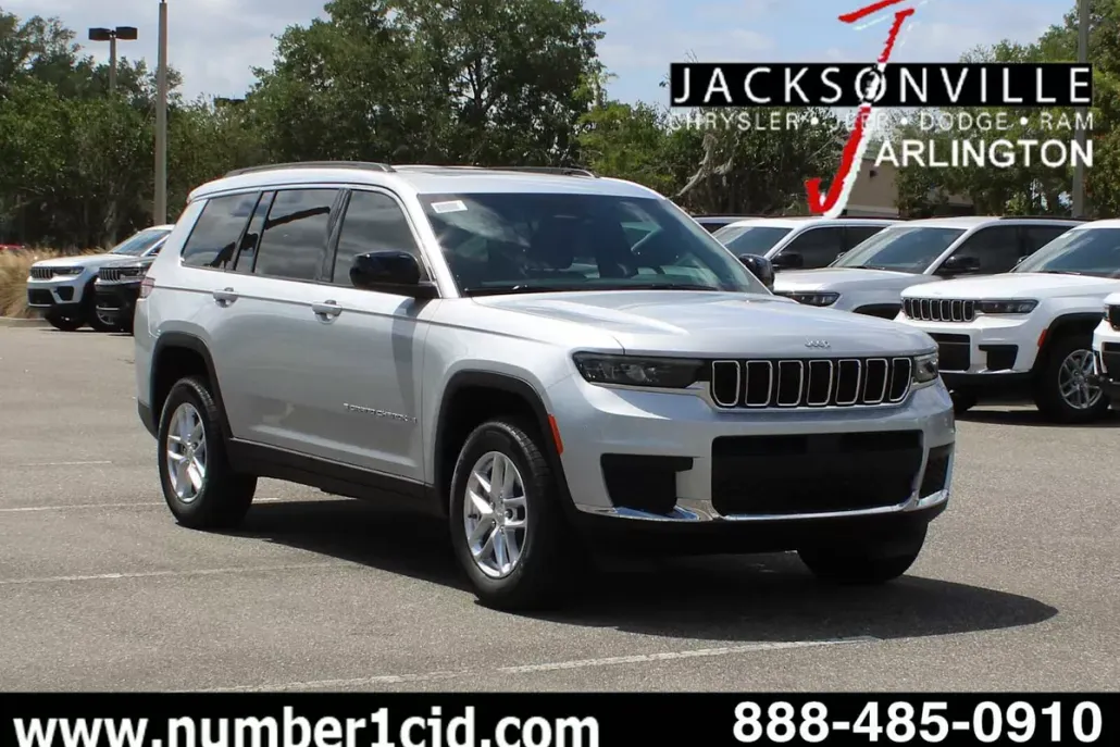2025 Jeep Grand Cherokee Laredo X photo 1