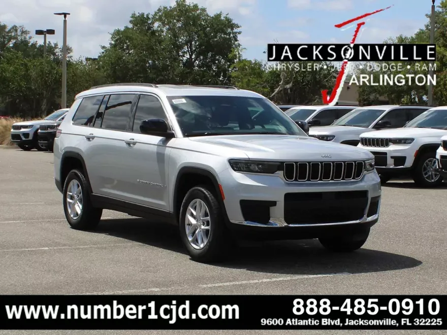 2025 Jeep Grand Cherokee Laredo X photo 1