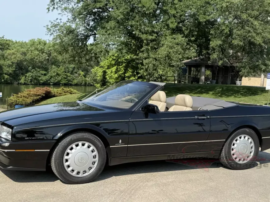 1993 Cadillac Allante photo 1