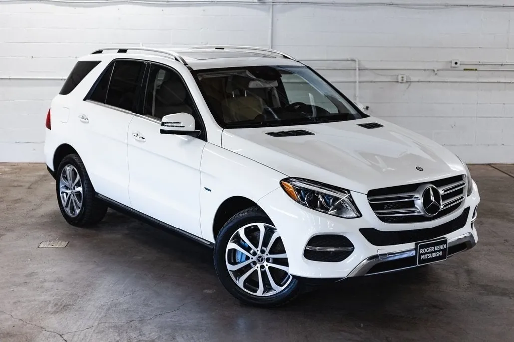 2017 Mercedes Benz GLE 550e 4MATIC photo 1