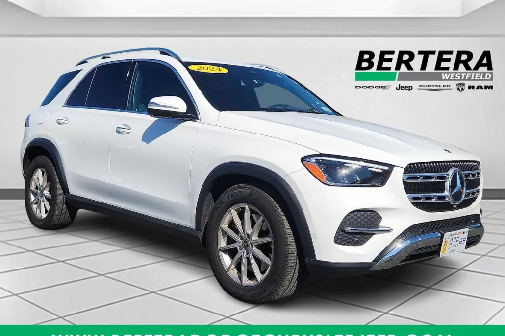 2024 Mercedes Benz GLE 450e photo 1