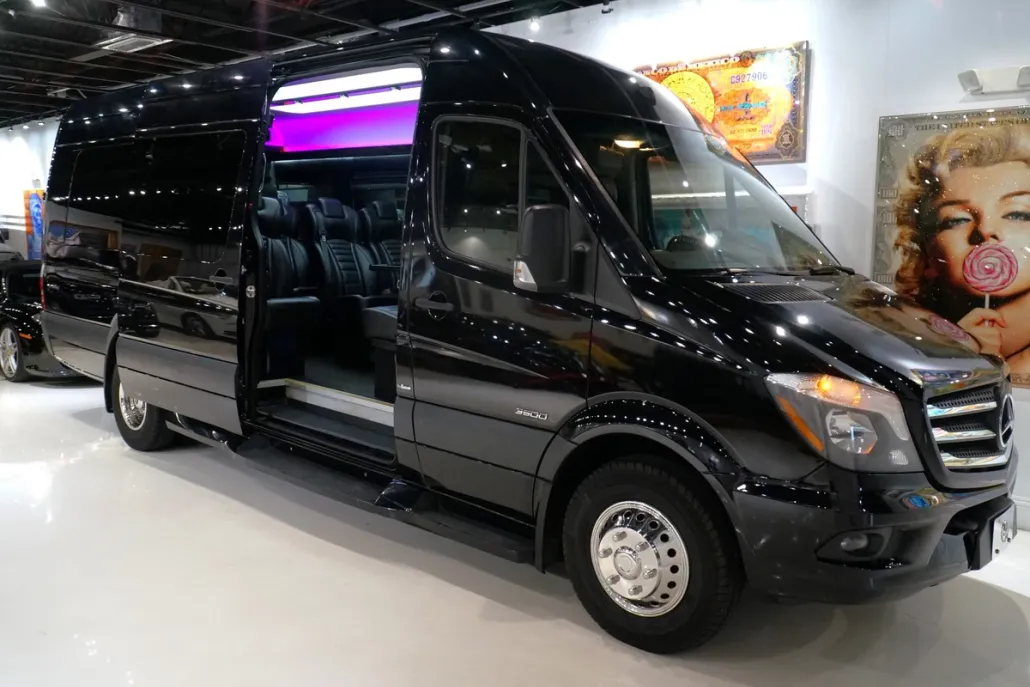 2016 Mercedes Benz Sprinter 3500 photo 1