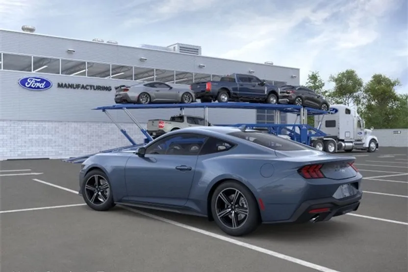 2025 Ford Mustang EcoBoost photo 1