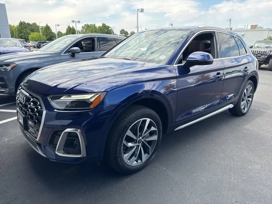 2022 Audi Q5 45 S line Premium photo 1