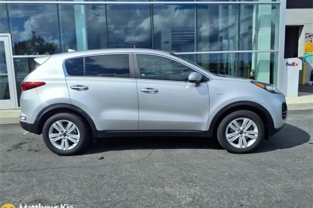 2019 Kia Sportage LX photo 1