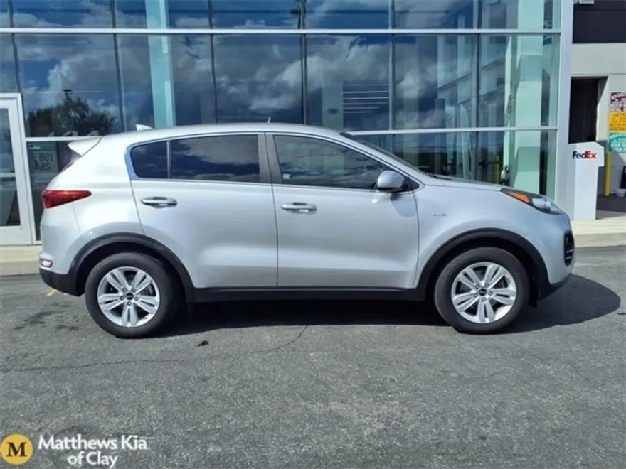 2019 Kia Sportage LX photo 1