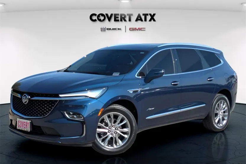 2023 Buick Enclave Avenir photo 1