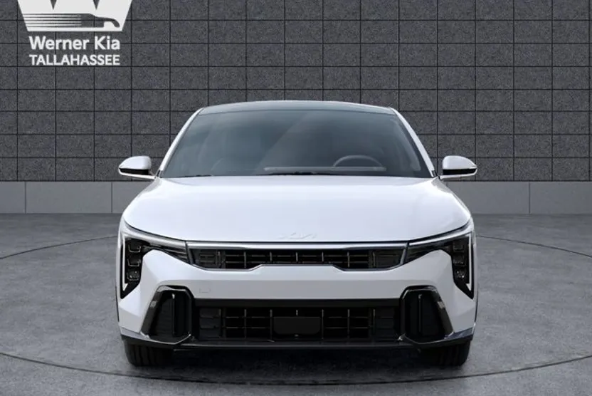 2025 Kia K4 GT-Line photo 1
