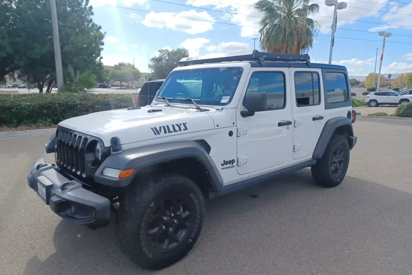 2021 Jeep Wrangler Unlimited Willys photo 1