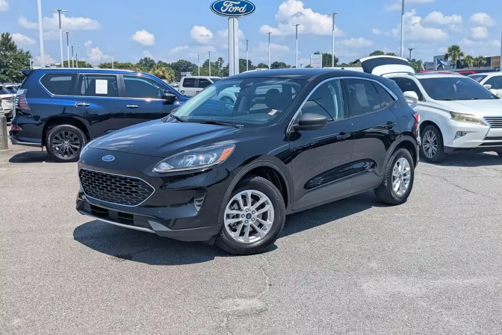 2022 Ford Escape SE photo 1