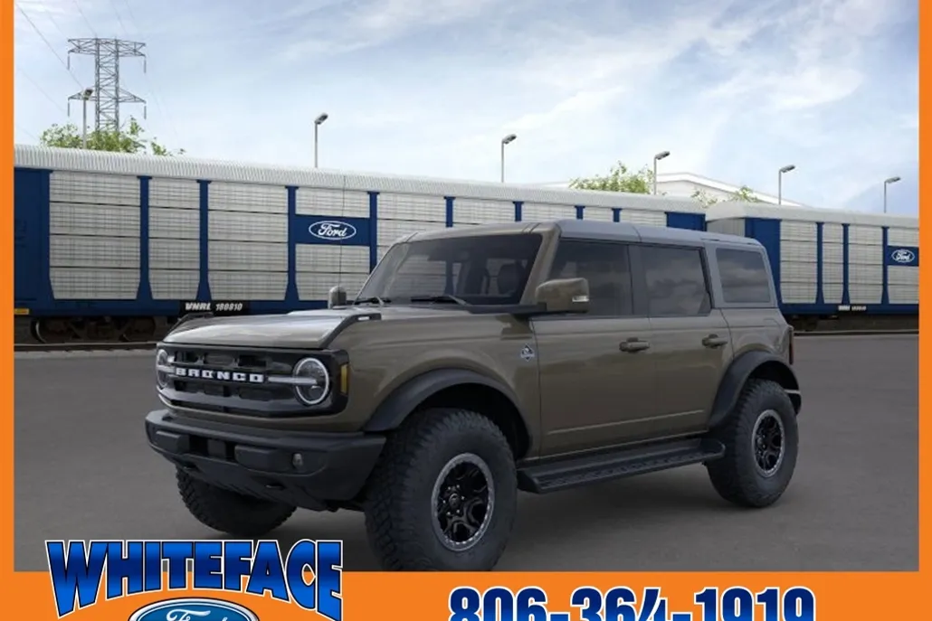 2025 Ford Bronco Outer Banks photo 1