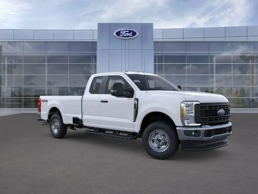 2025 Ford F-250 XLT photo 1