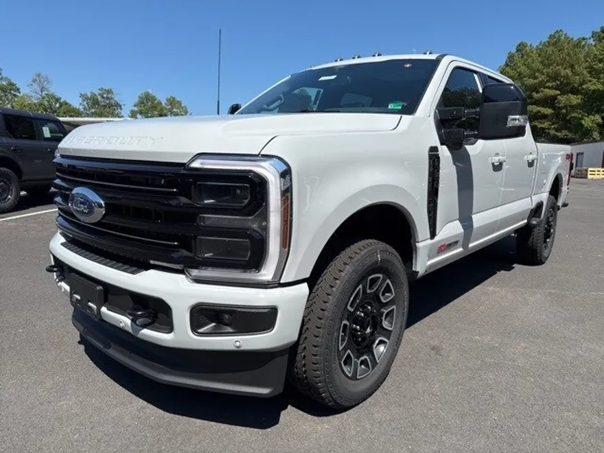 2026 Ford F-250 Platinum photo 1