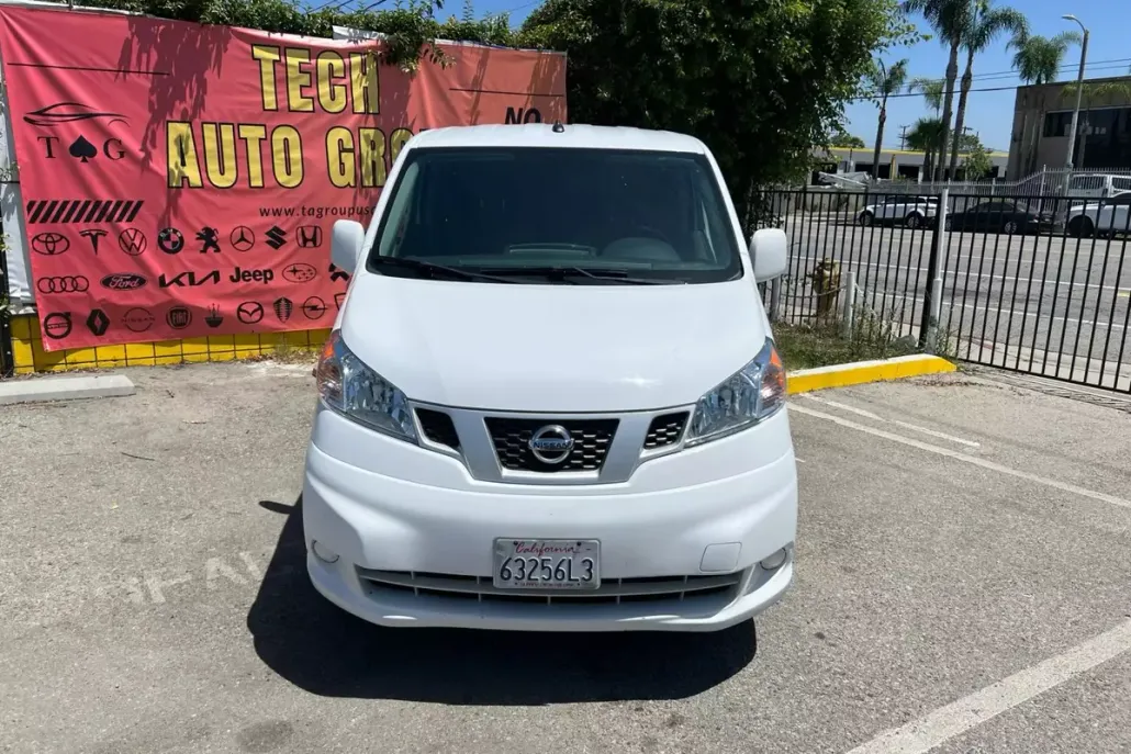 2021 Nissan NV200 SV photo 1
