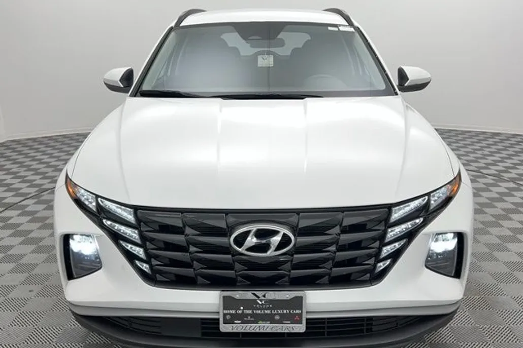 2024 Hyundai Tucson SEL photo 1