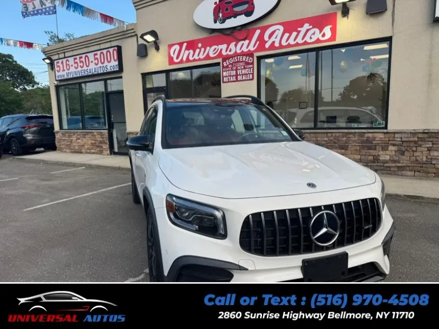 2021 Mercedes Benz GLB AMG 35 4MATIC photo 1