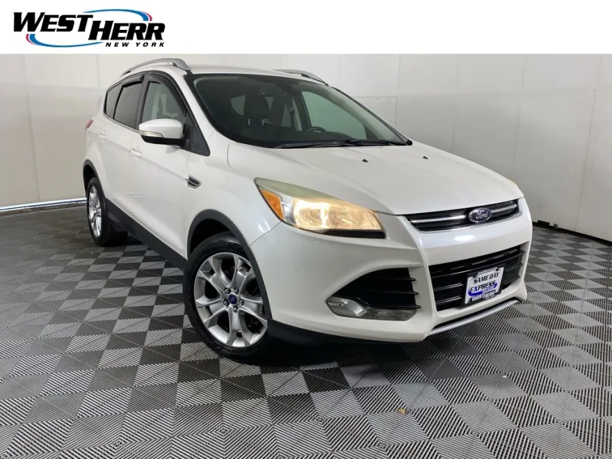 2014 Ford Escape Titanium photo 1