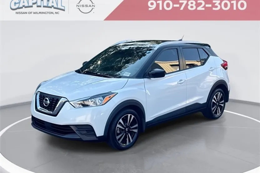 2020 Nissan Kicks SV photo 1
