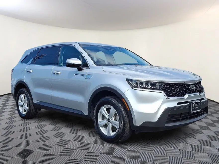 2021 Kia Sorento LX photo 1