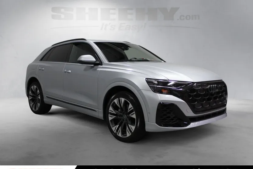 2024 Audi Q8 55 Premium Plus photo 1