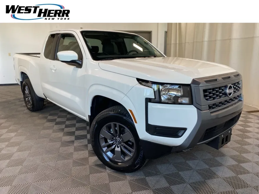 2025 Nissan Frontier SV photo 1