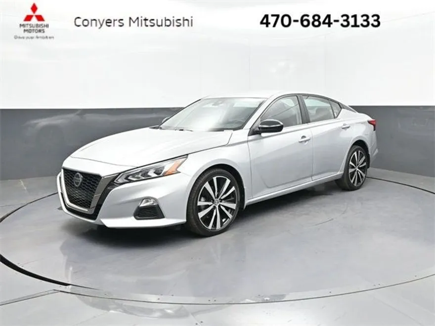 2022 Nissan Altima 2.5 SR photo 1