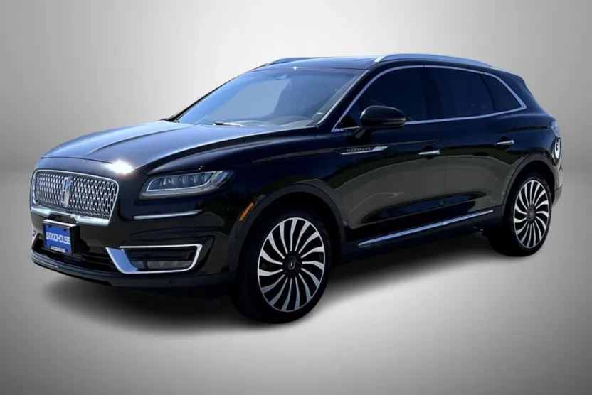 2019 Lincoln Nautilus Black Label photo 1