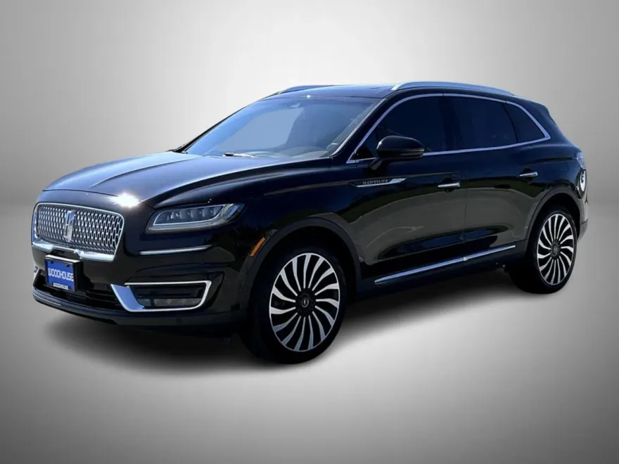 2019 Lincoln Nautilus Black Label photo 1
