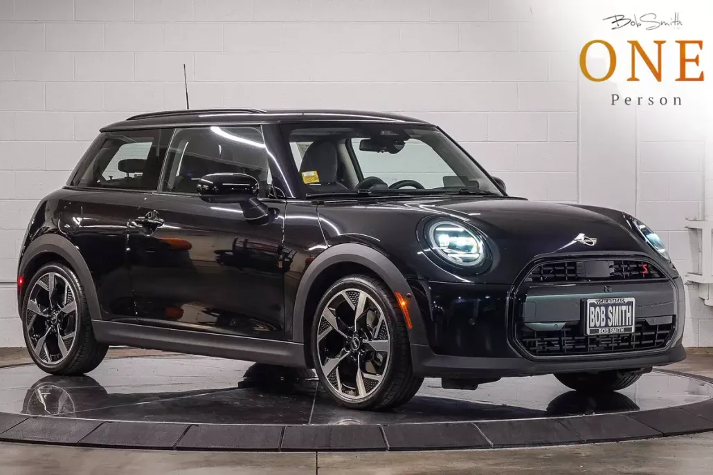 2025 Mini Cooper 2 Door Hardtop S photo 1