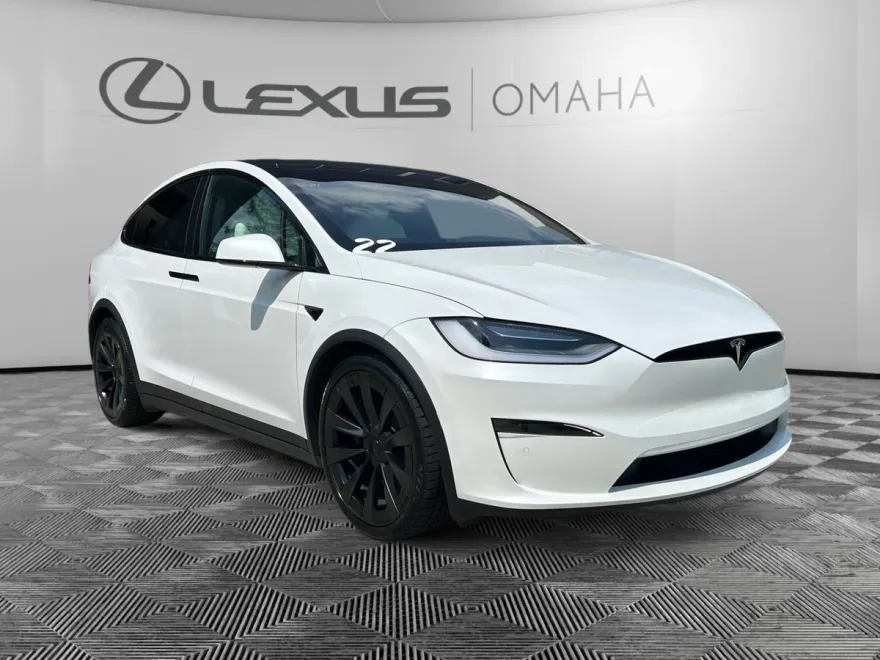 2022 Tesla Model X Plaid photo 1