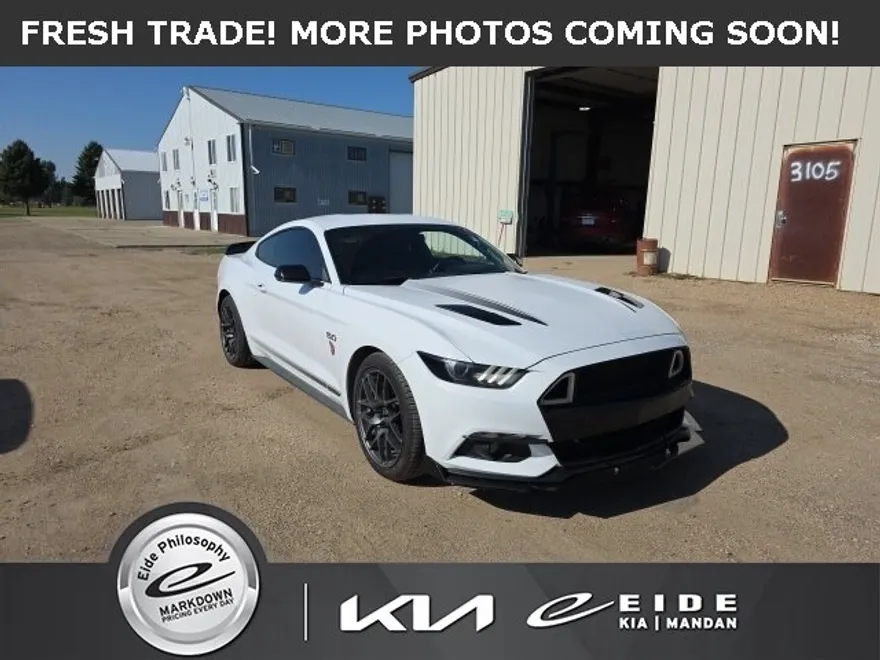 2016 Ford Mustang GT Premium photo 1