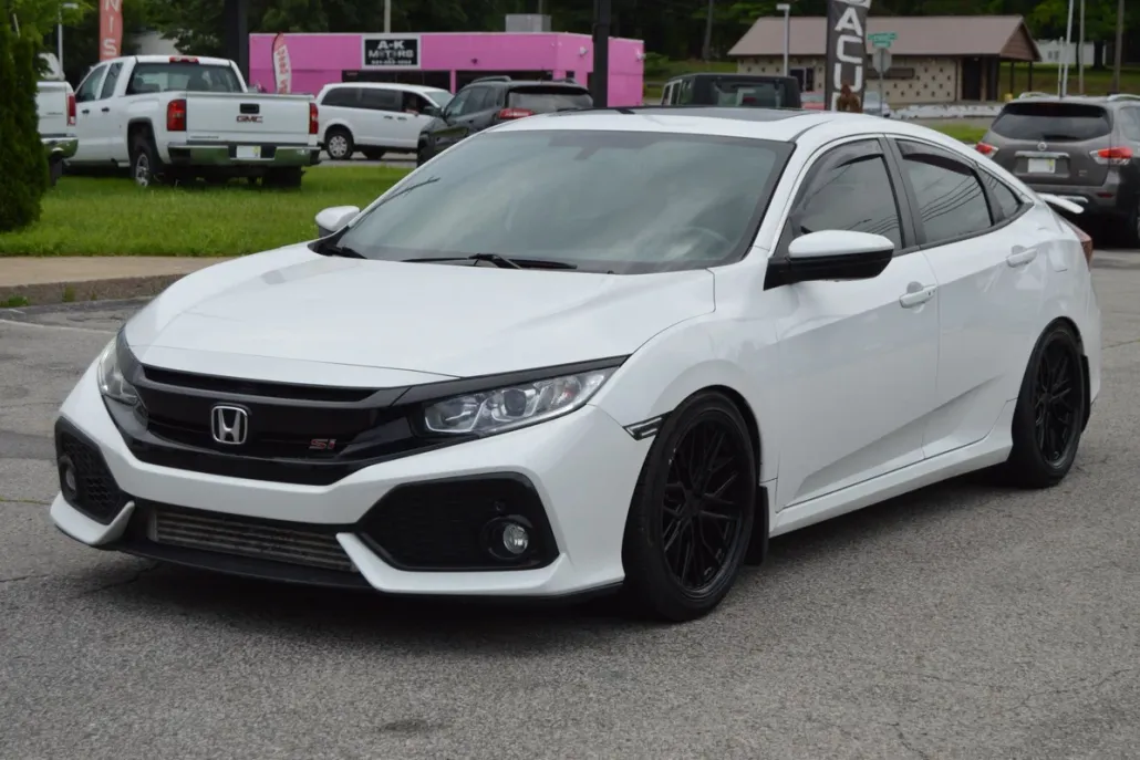 2019 Honda Civic Si photo 1