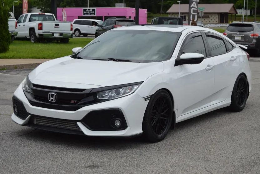 2019 Honda Civic Si photo 1