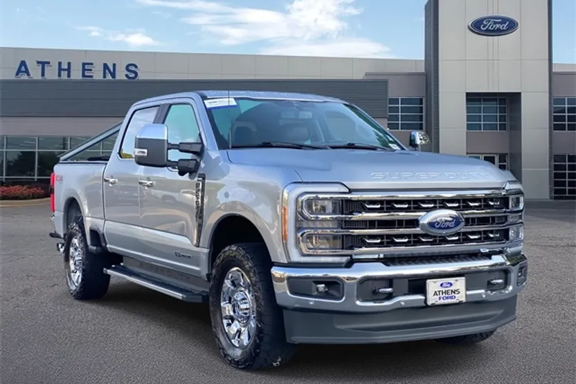 2023 Ford F-250 Lariat photo 1