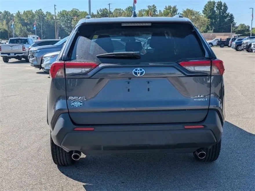 2023 Toyota RAV4 Hybrid LE photo 1