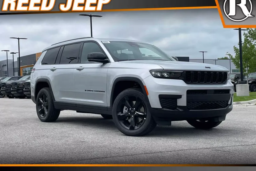 2025 Jeep Grand Cherokee Altitude X photo 1