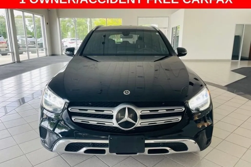 2021 Mercedes Benz GLC 300 photo 1